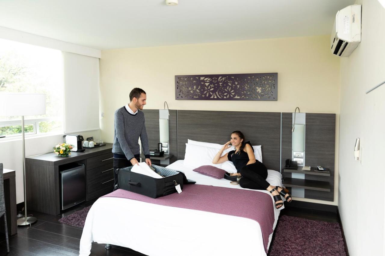Hotel Bh El Poblado Μεντεγίν Εξωτερικό φωτογραφία