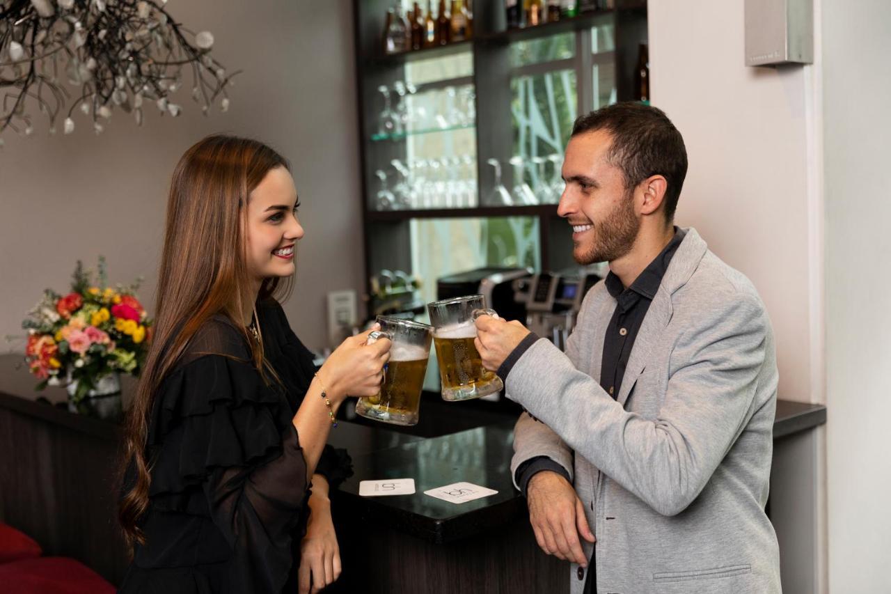 Hotel Bh El Poblado Μεντεγίν Εξωτερικό φωτογραφία