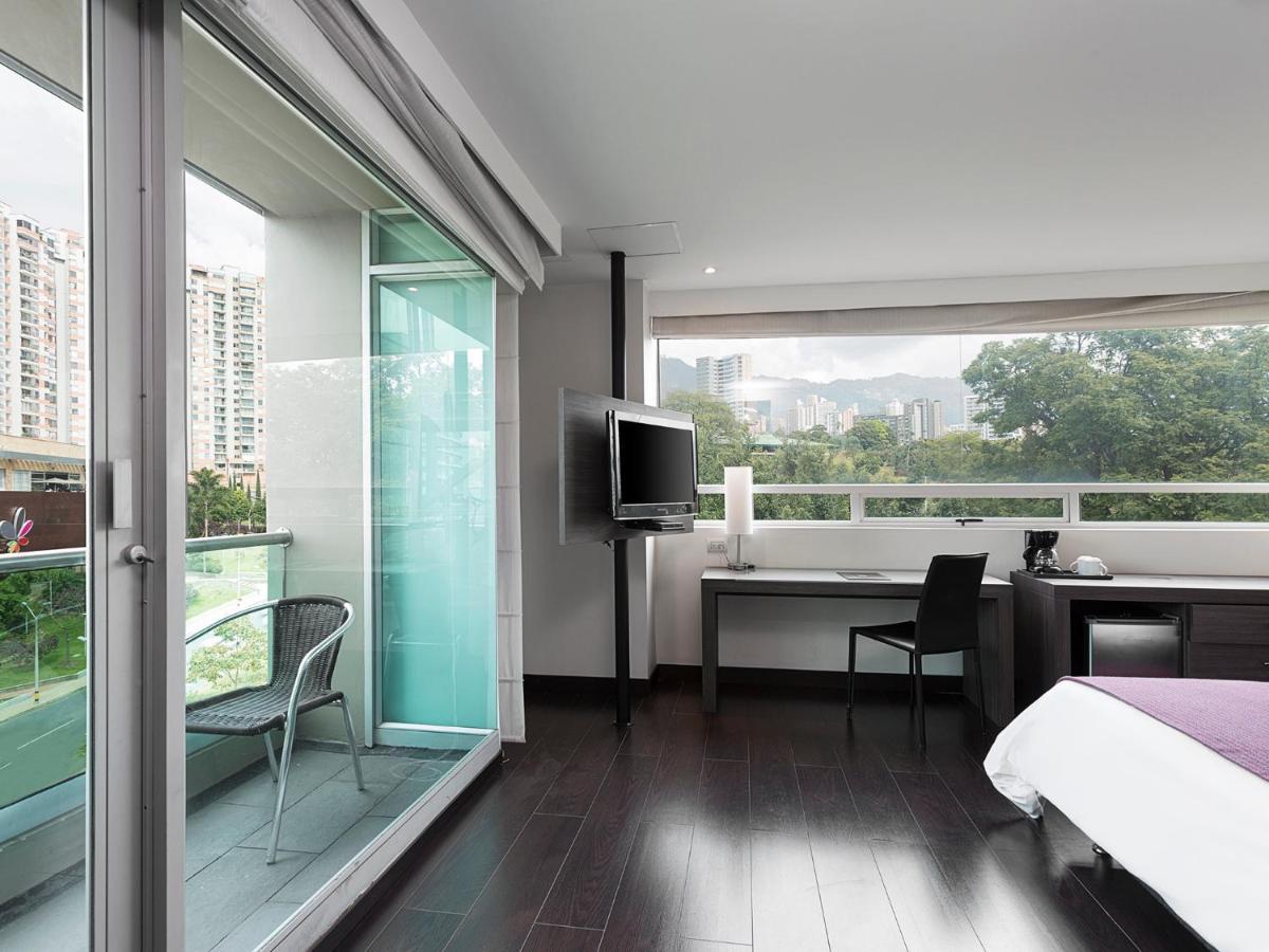 Hotel Bh El Poblado Μεντεγίν Εξωτερικό φωτογραφία