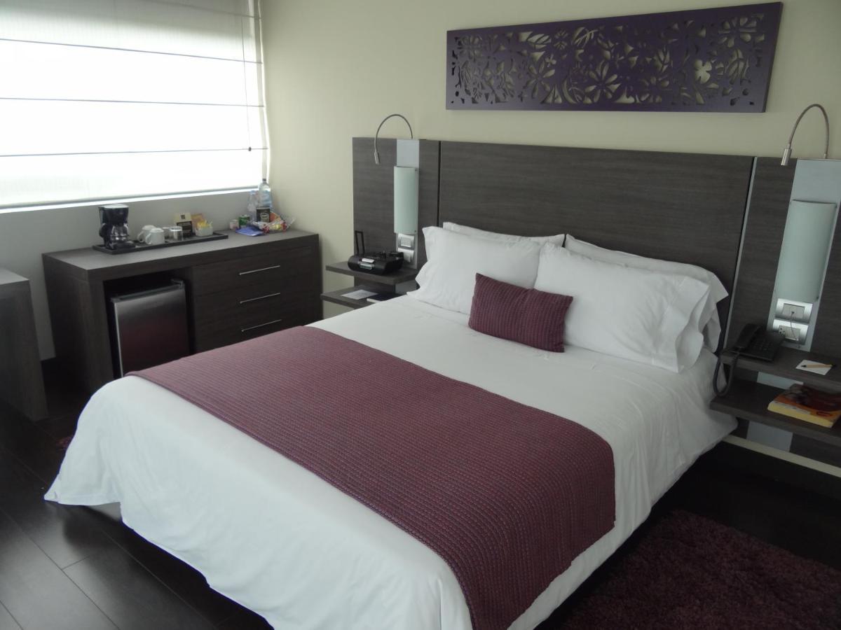 Hotel Bh El Poblado Μεντεγίν Εξωτερικό φωτογραφία