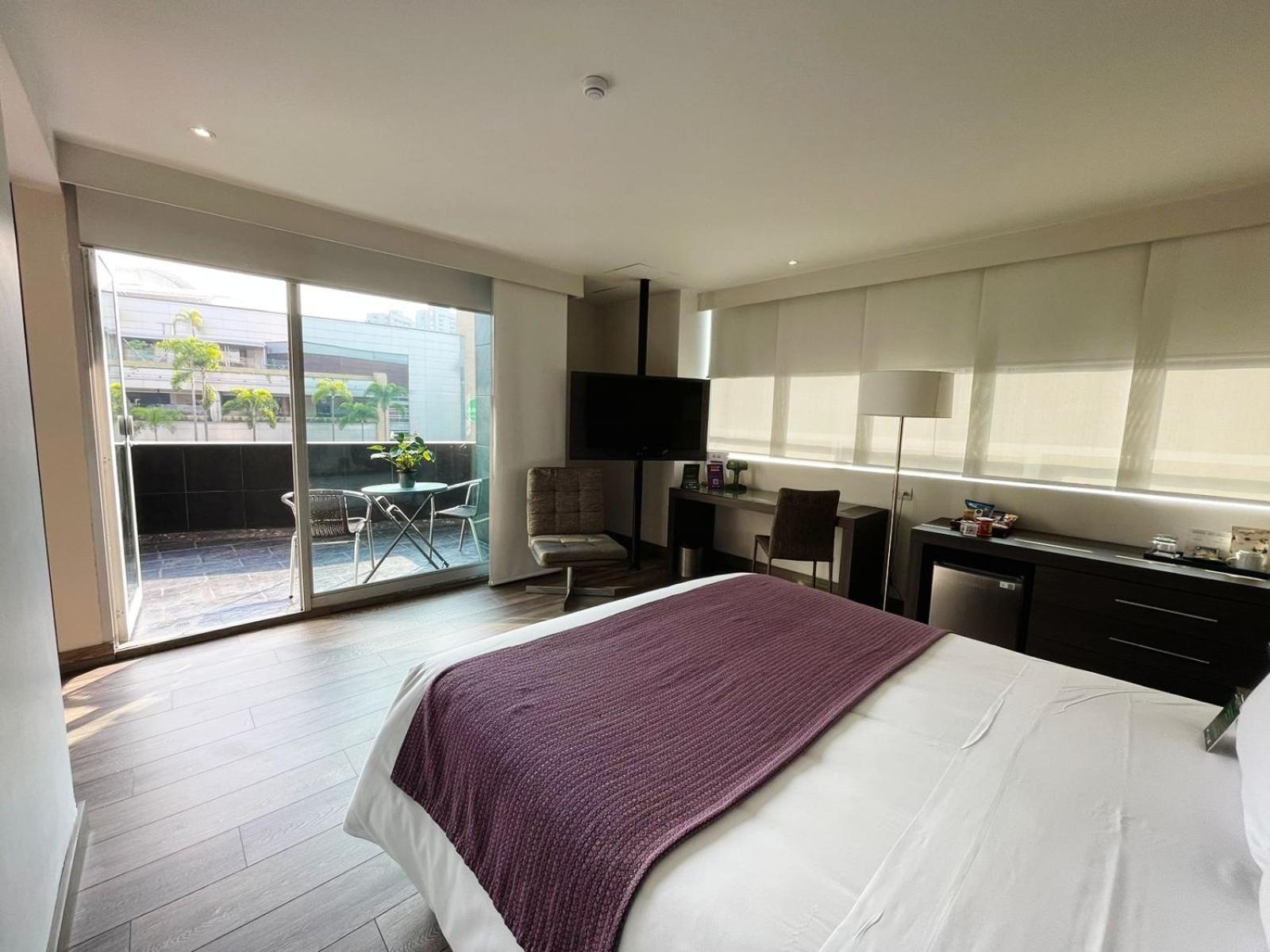 Hotel Bh El Poblado Μεντεγίν Εξωτερικό φωτογραφία