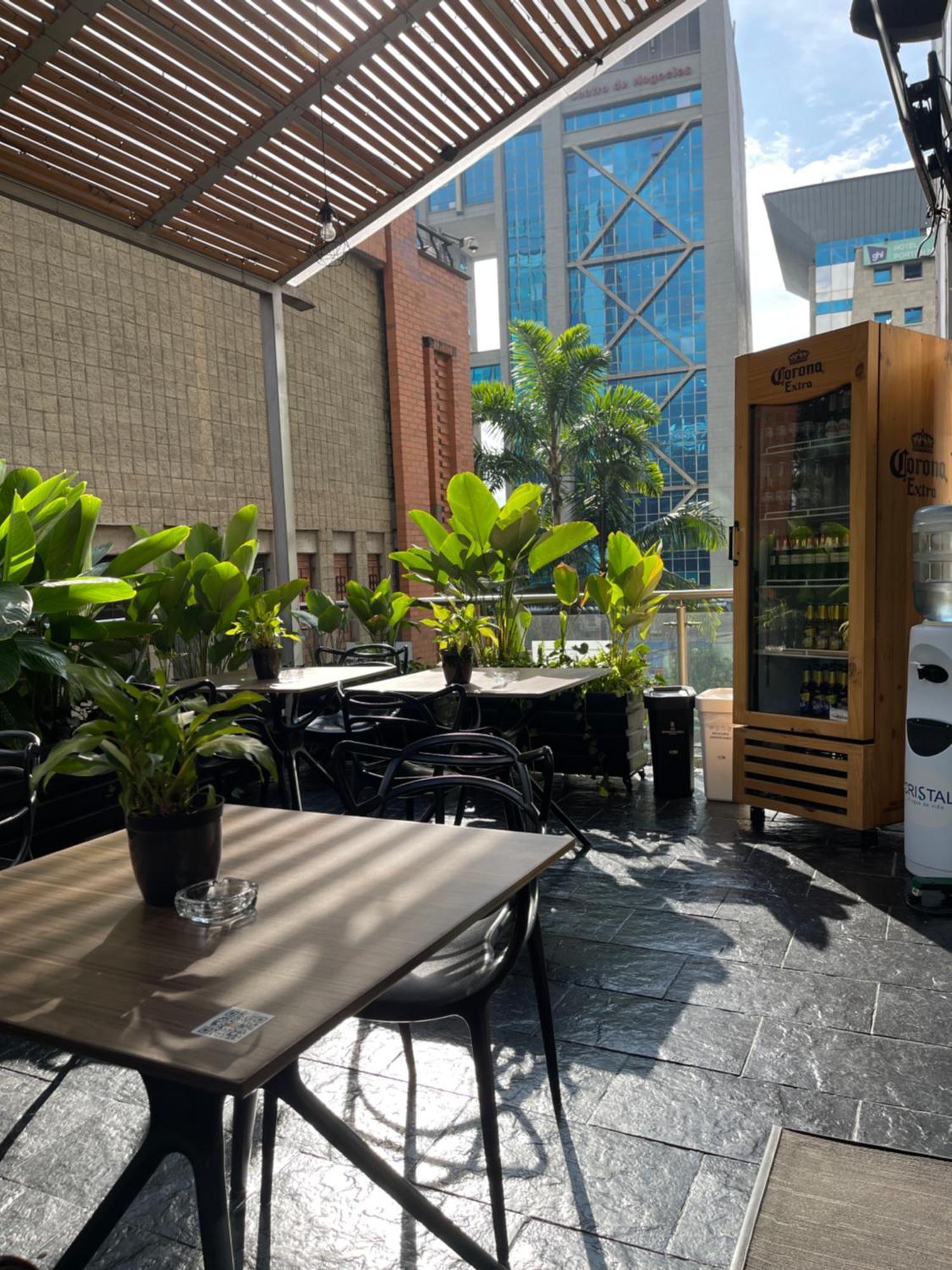 Hotel Bh El Poblado Μεντεγίν Εξωτερικό φωτογραφία