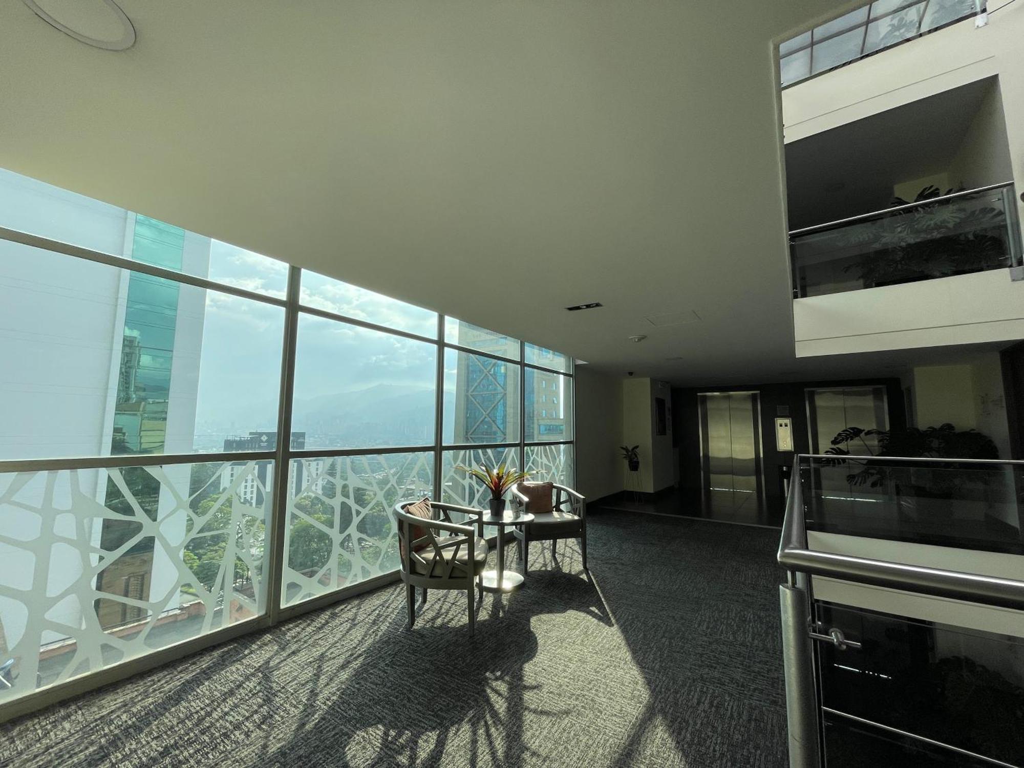 Hotel Bh El Poblado Μεντεγίν Εξωτερικό φωτογραφία