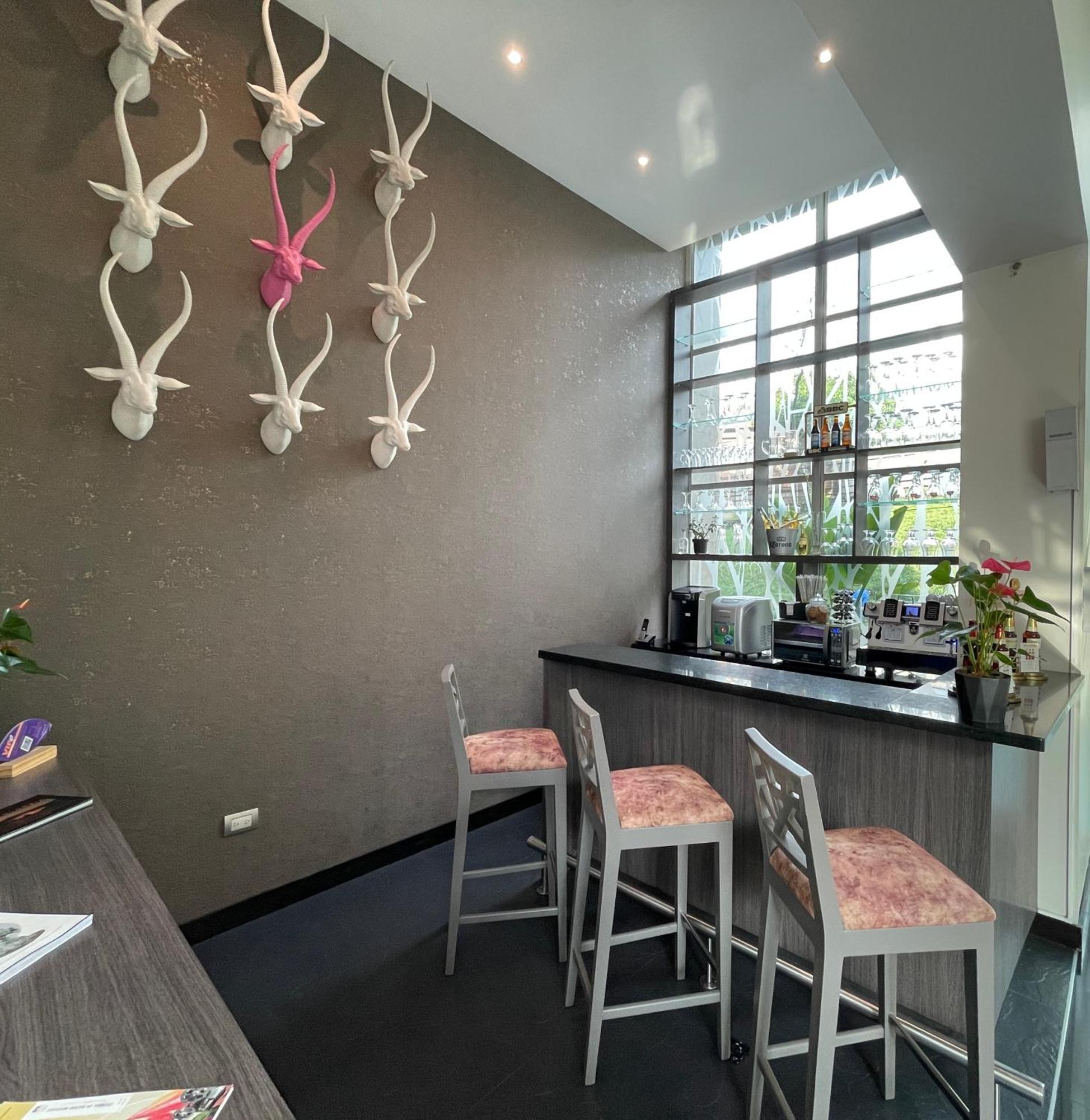 Hotel Bh El Poblado Μεντεγίν Εξωτερικό φωτογραφία