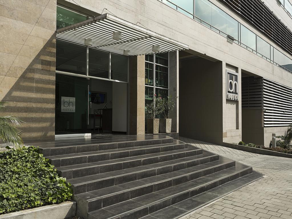 Hotel Bh El Poblado Μεντεγίν Εξωτερικό φωτογραφία