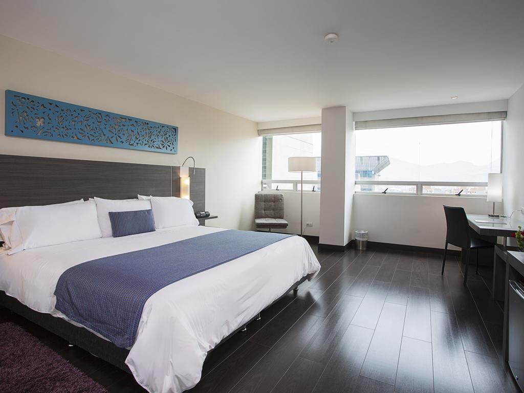 Hotel Bh El Poblado Μεντεγίν Εξωτερικό φωτογραφία