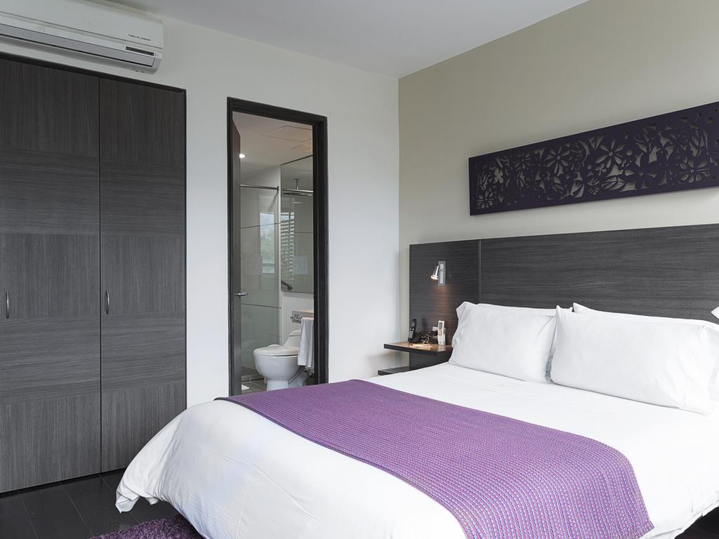 Hotel Bh El Poblado Μεντεγίν Εξωτερικό φωτογραφία