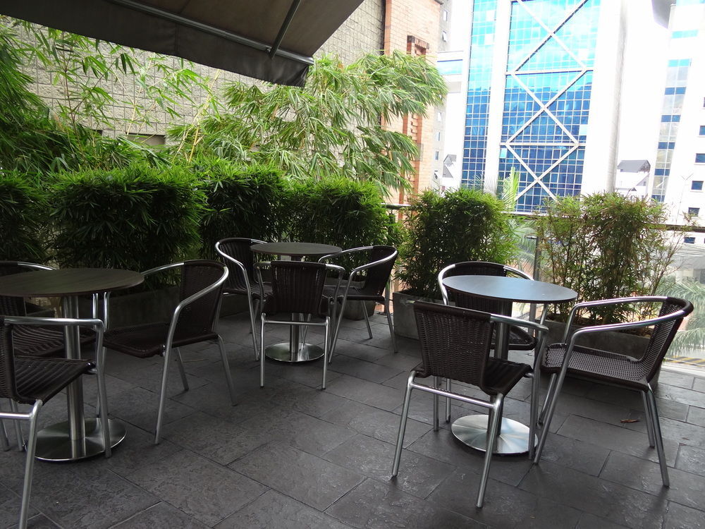 Hotel Bh El Poblado Μεντεγίν Εξωτερικό φωτογραφία