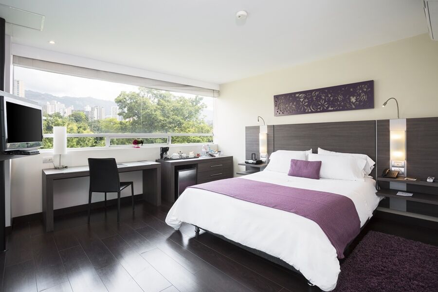 Hotel Bh El Poblado Μεντεγίν Εξωτερικό φωτογραφία